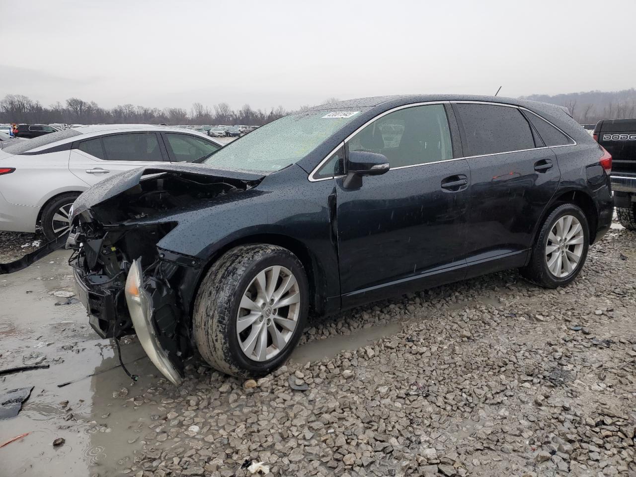 2015 Toyota Venza - Image 1