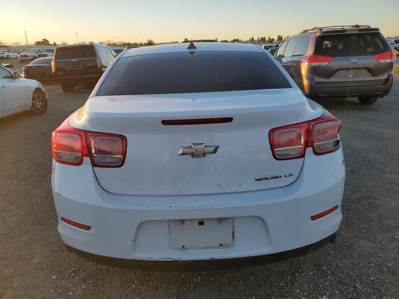 VIN 1G11A5SL0EF150743 2014 CHEVROLET MALIBU no.6