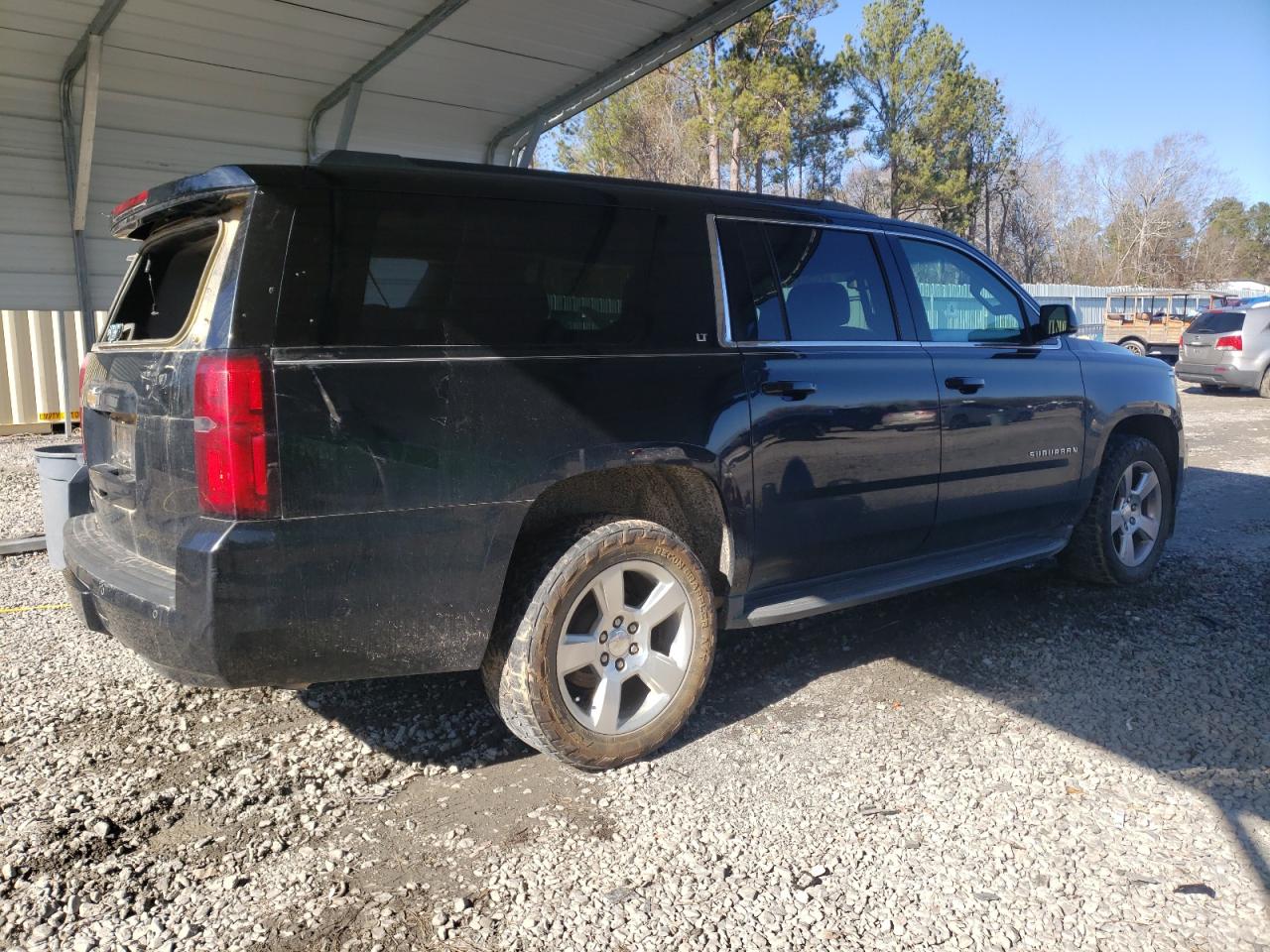 2016 Chevrolet Suburban - Image 3