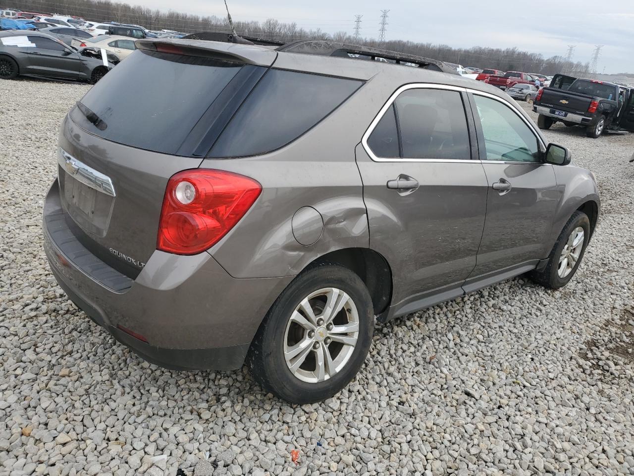 2011 Chevrolet Equinox - Image 3