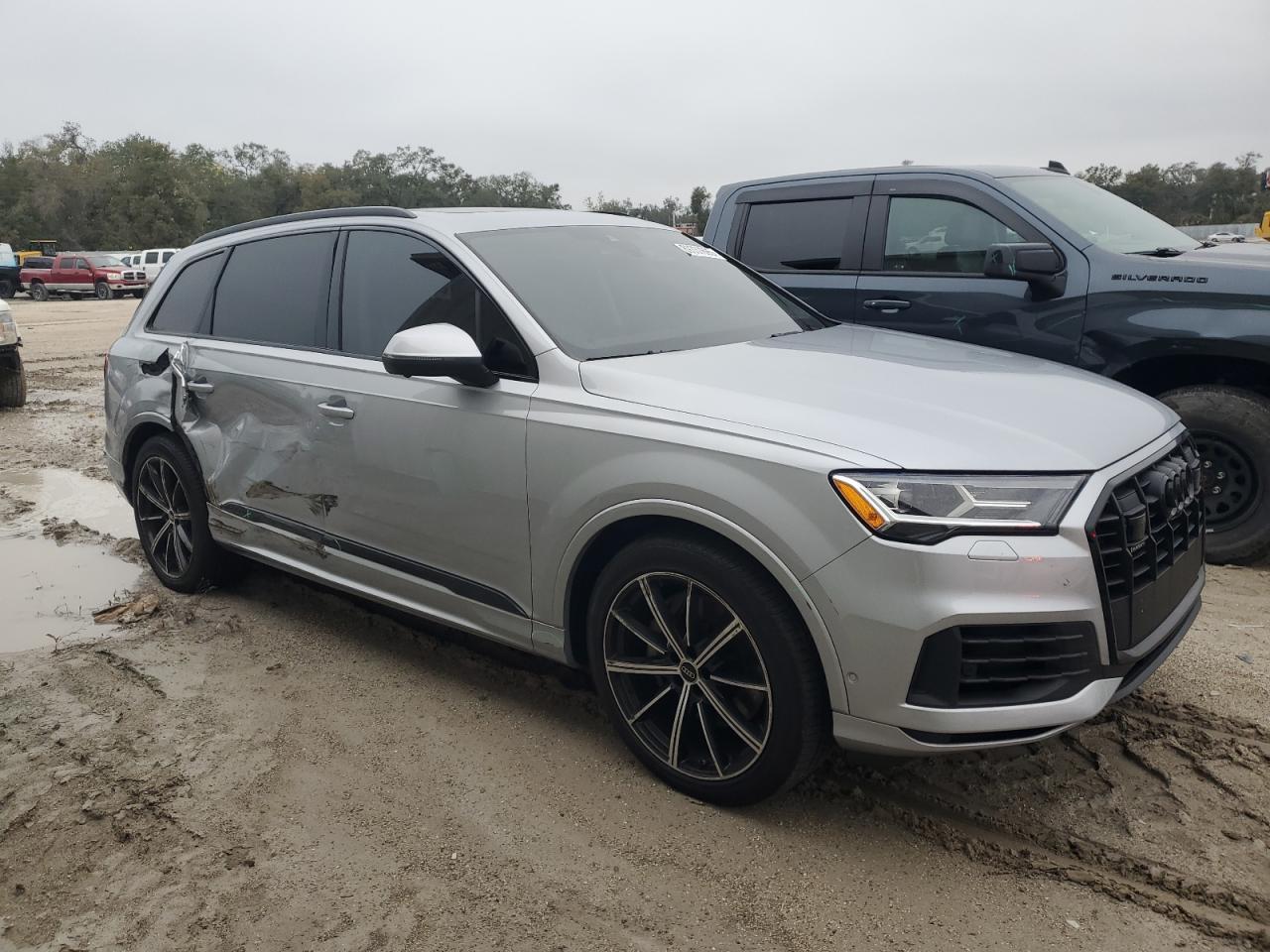 2022 Audi Q7 - Image 4