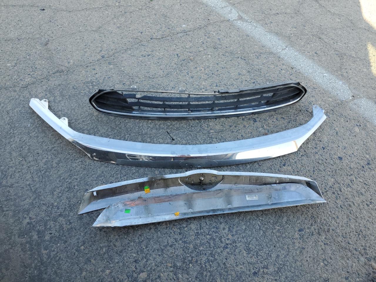 2012 Ford Fusion - Image 12