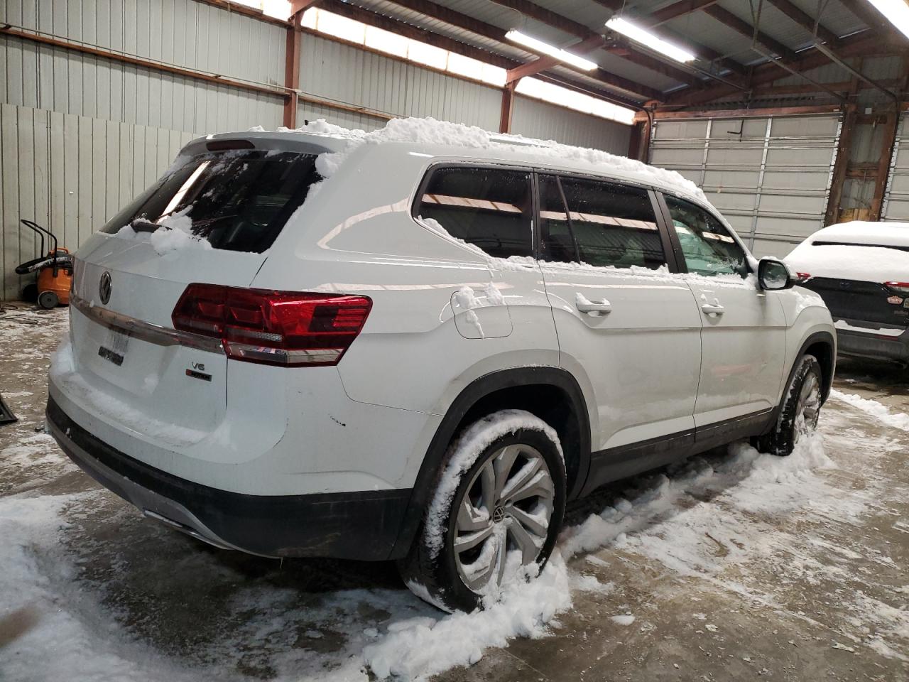 2018 Volkswagen Atlas - Image 3
