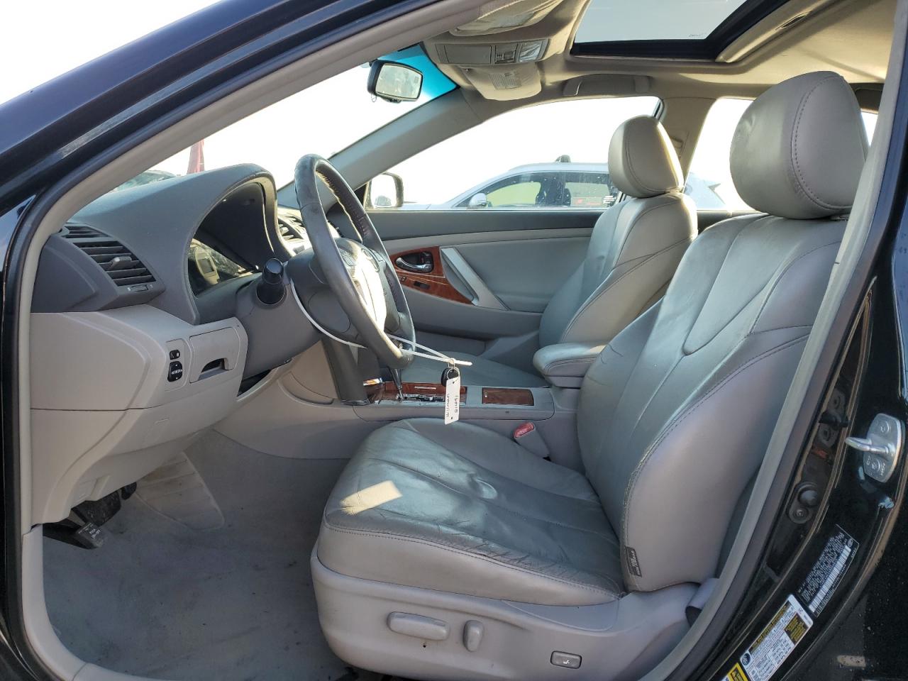2009 Toyota Camry - Image 7