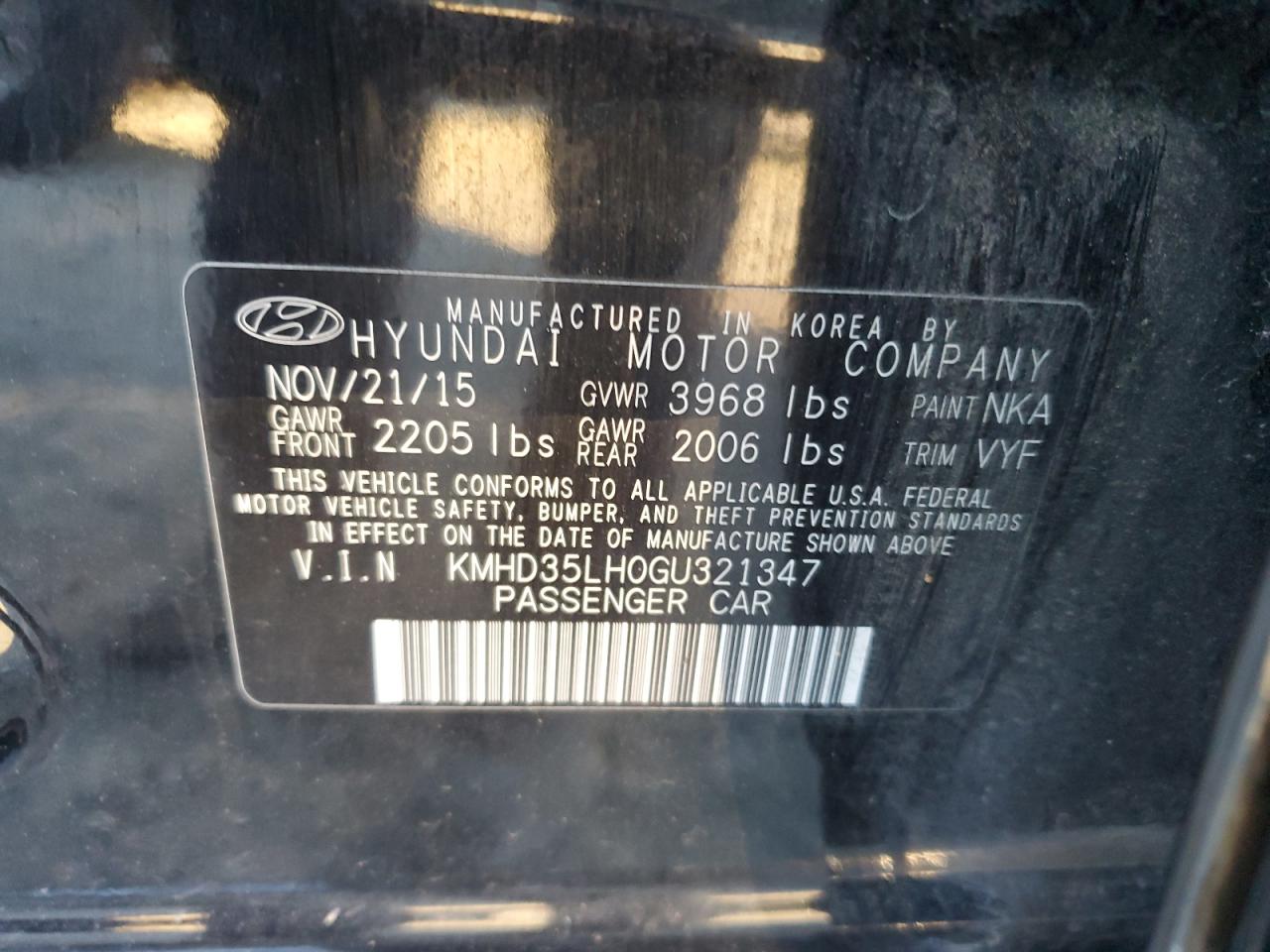 2016 Hyundai Elantra - Image 13