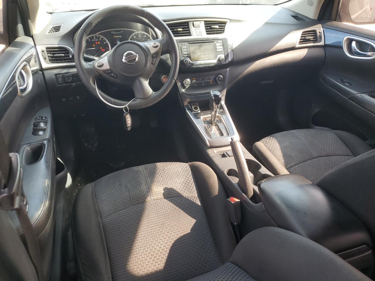2016 Nissan Sentra - Image 8
