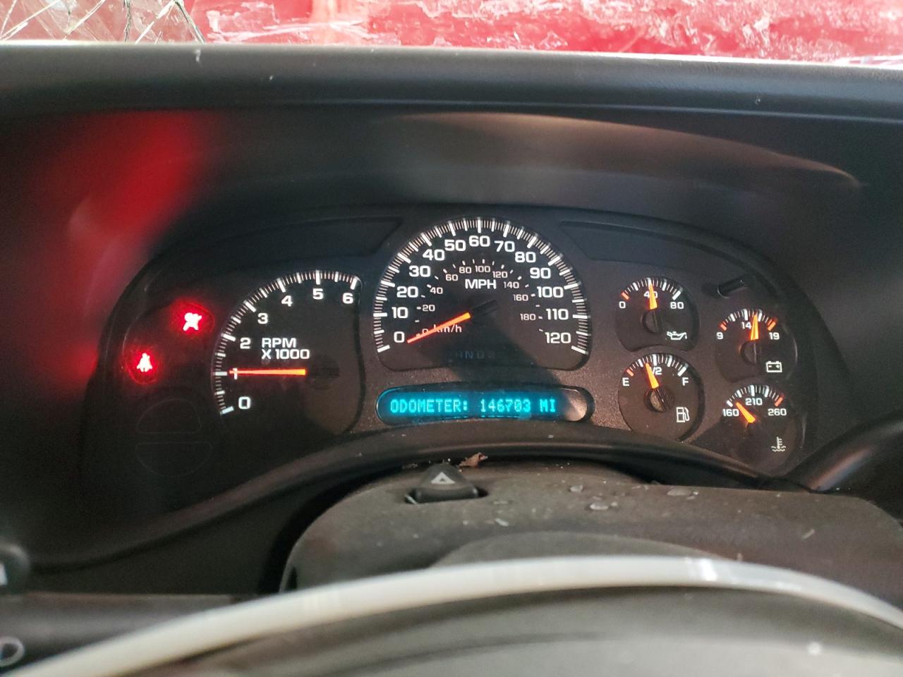 2005 Chevrolet Silverado - Image 9