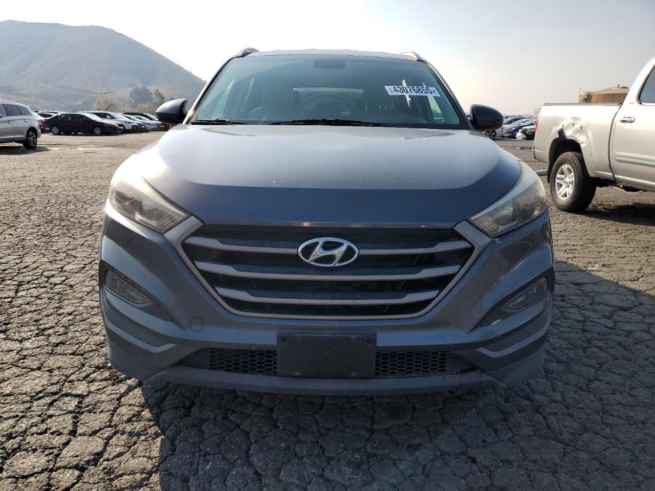 2016 Hyundai Tucson - Image 5