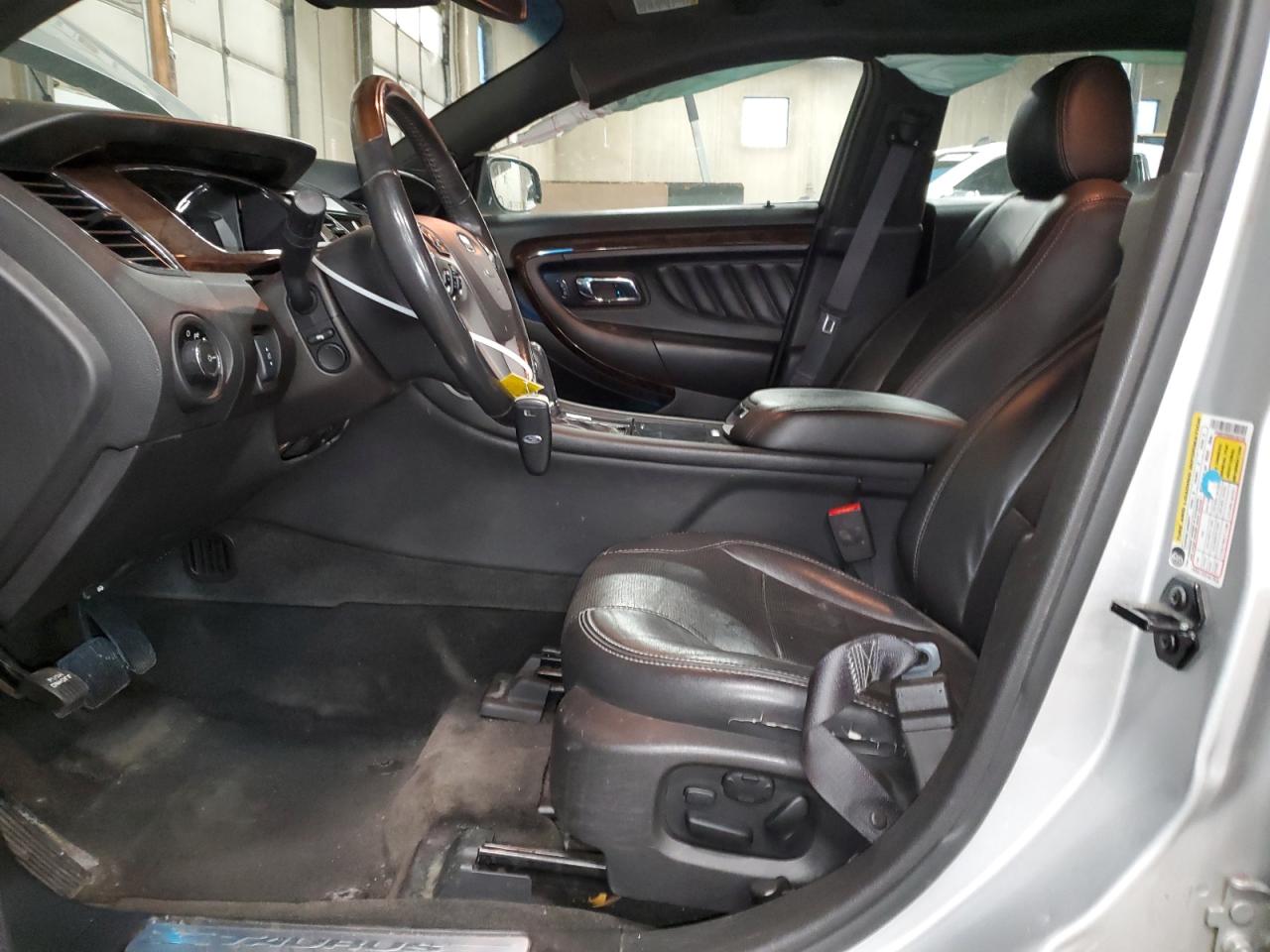 2013 Ford Taurus - Image 7