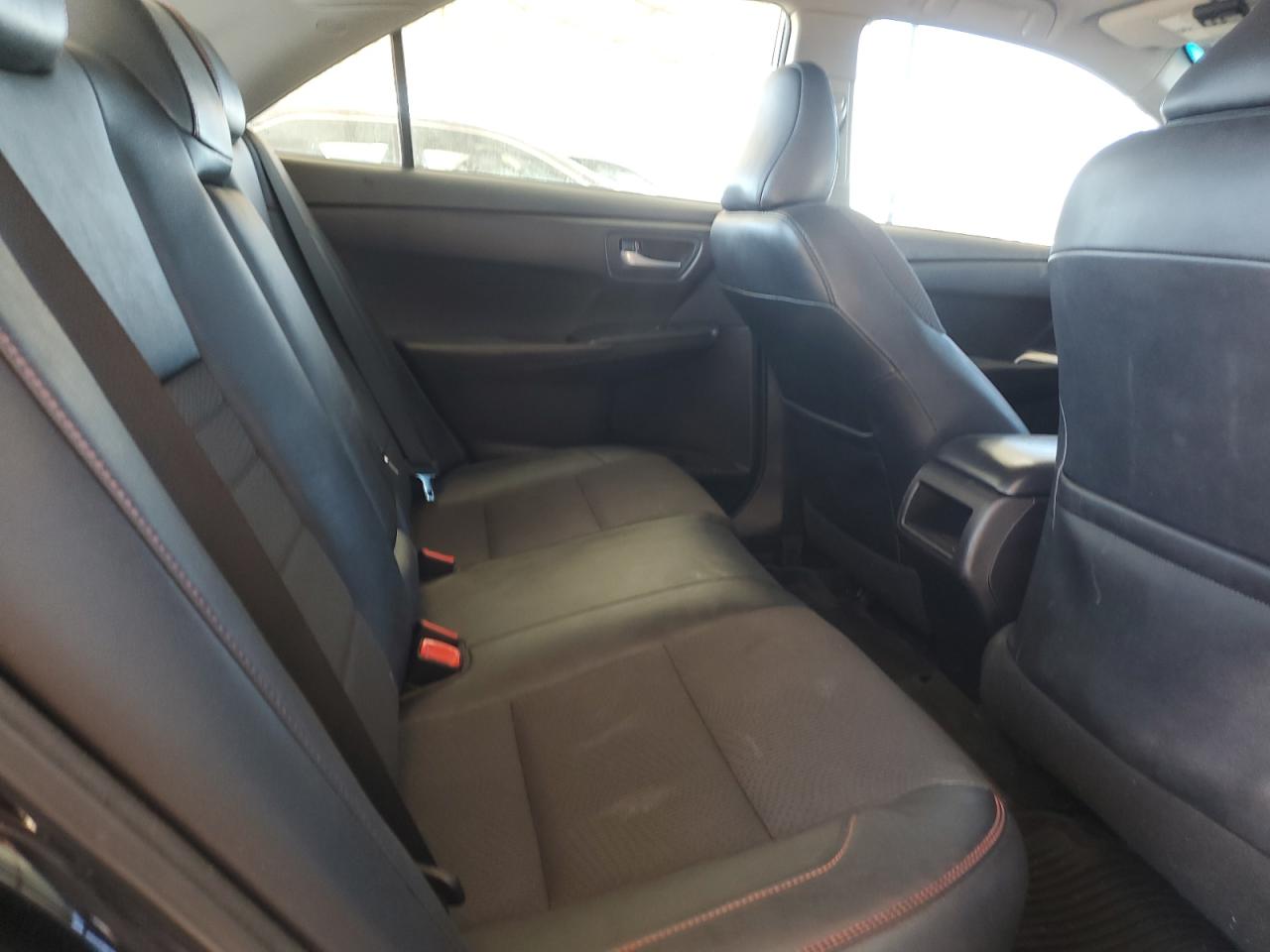 2017 Toyota Camry - Image 10