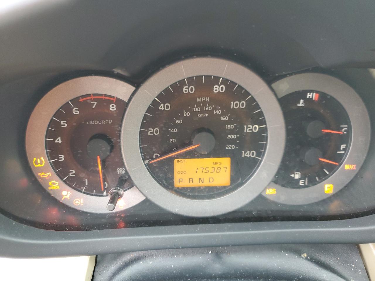 2009 Toyota RAV 4 - Image 9