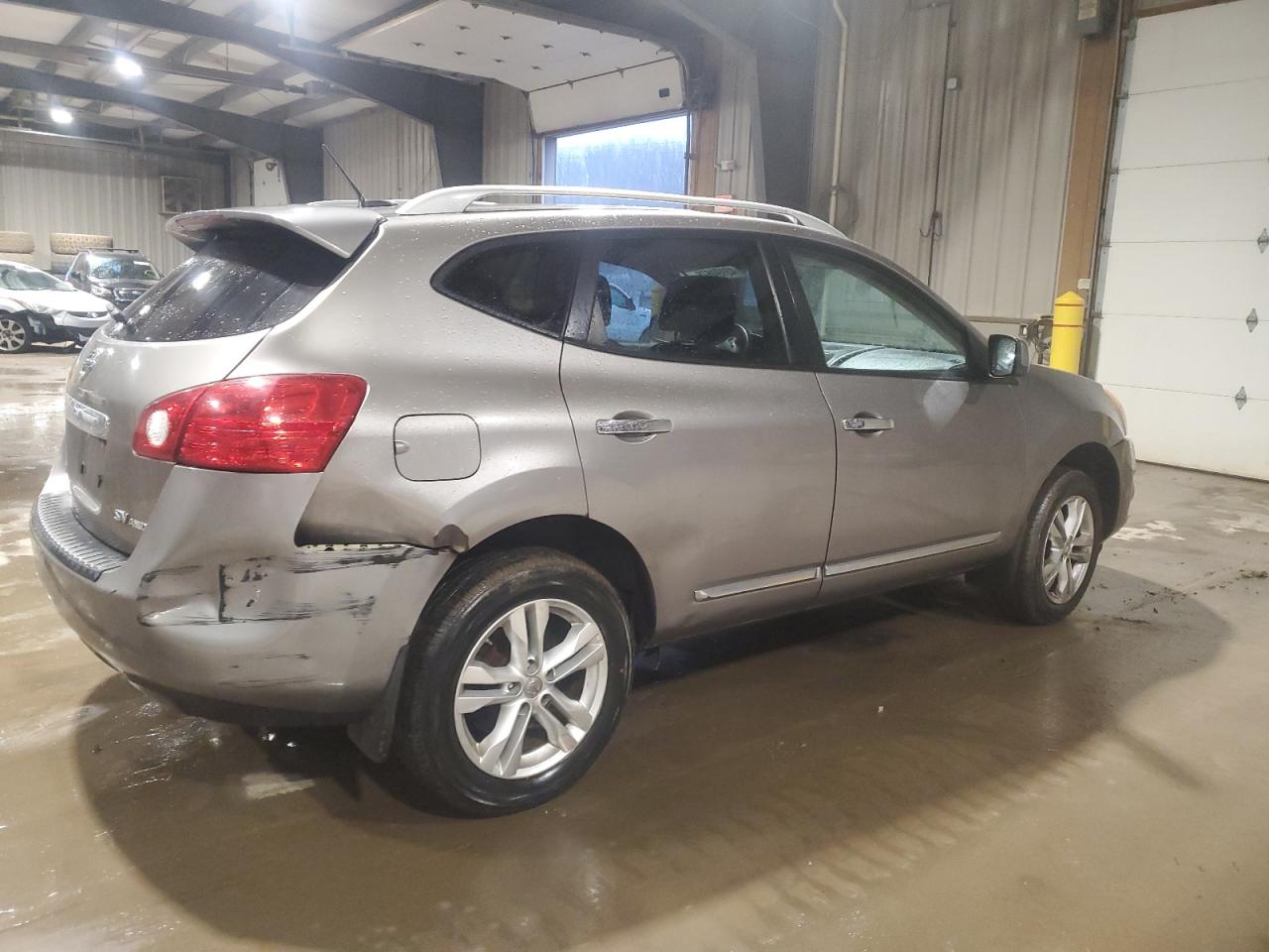 2013 Nissan Rogue - Image 3