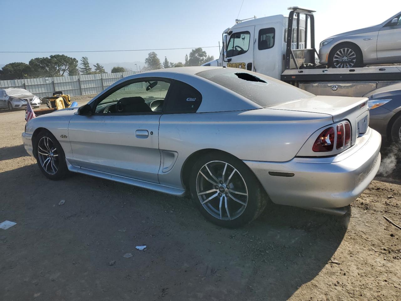 1998 Ford Mustang - Image 2