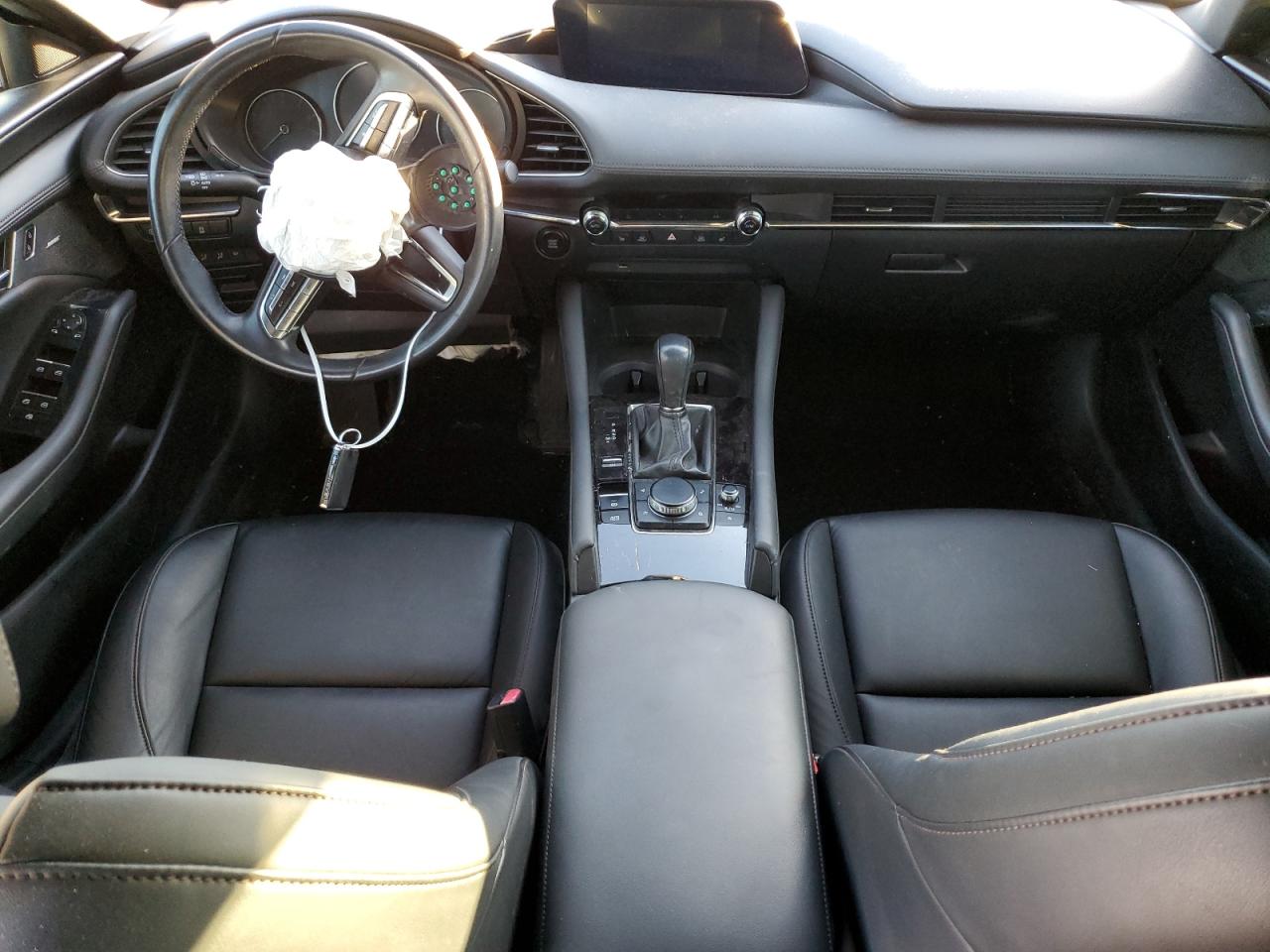 2020 Mazda 3 - Image 8