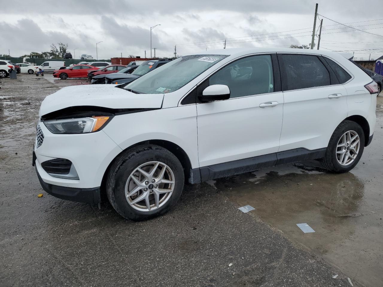 2023 Ford Edge - Image 1