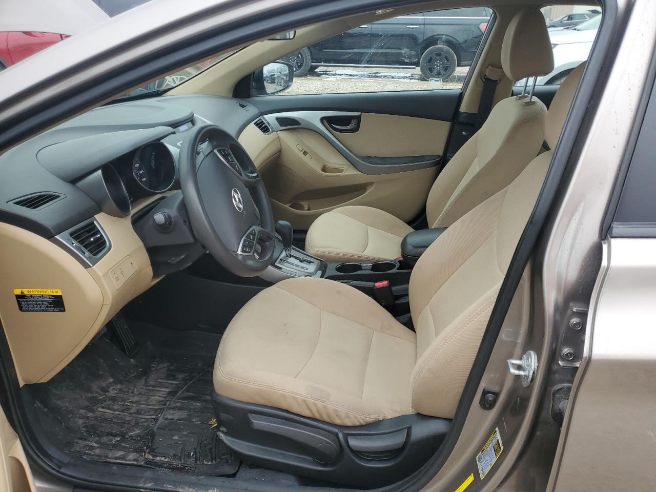 2013 Hyundai Elantra - Image 7