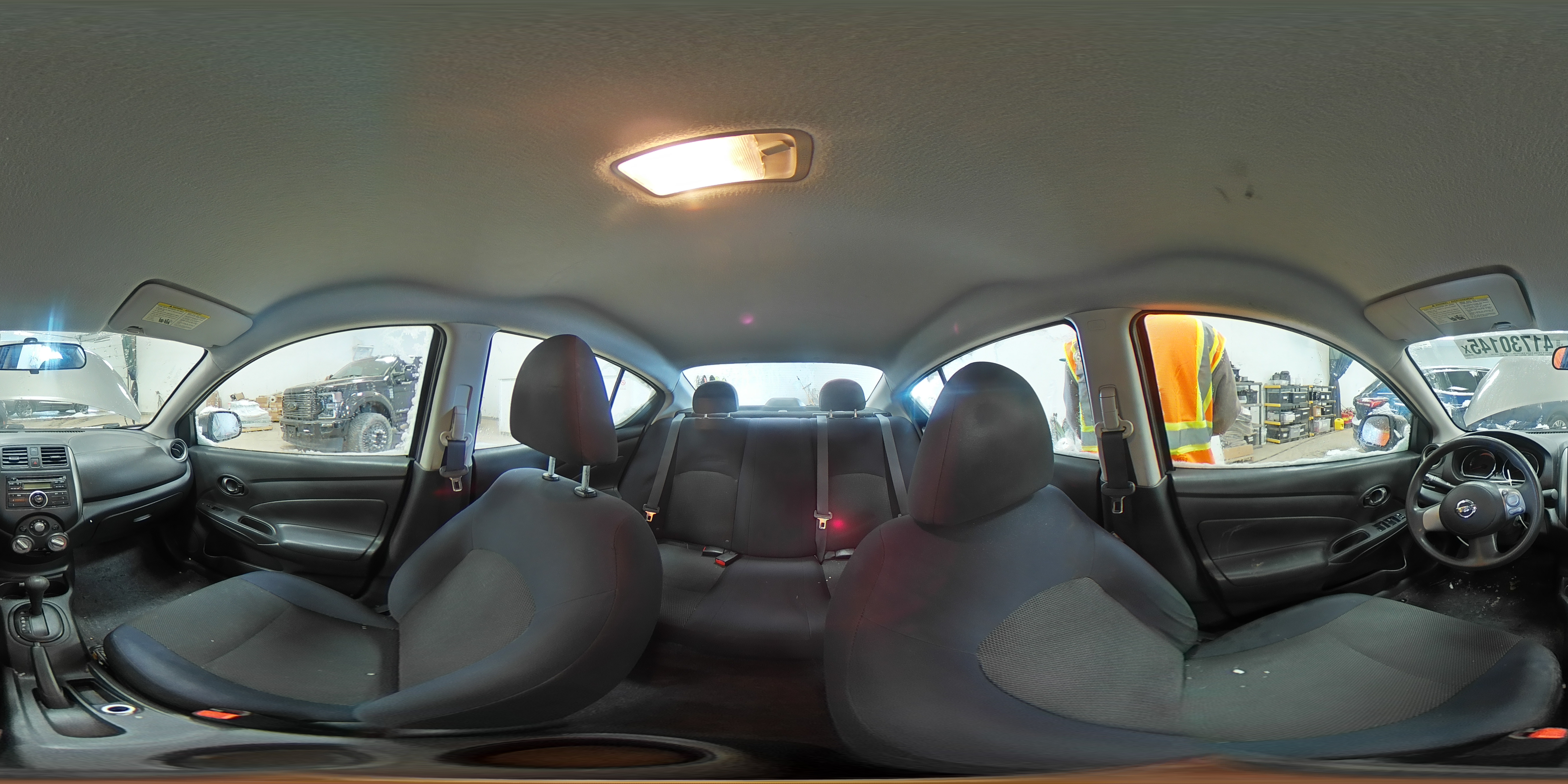 2012 Nissan Versa - Image 12