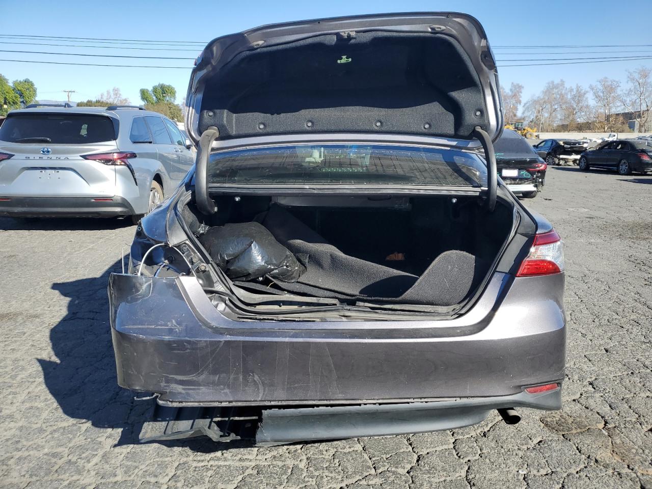 2018 Toyota Camry - Image 6