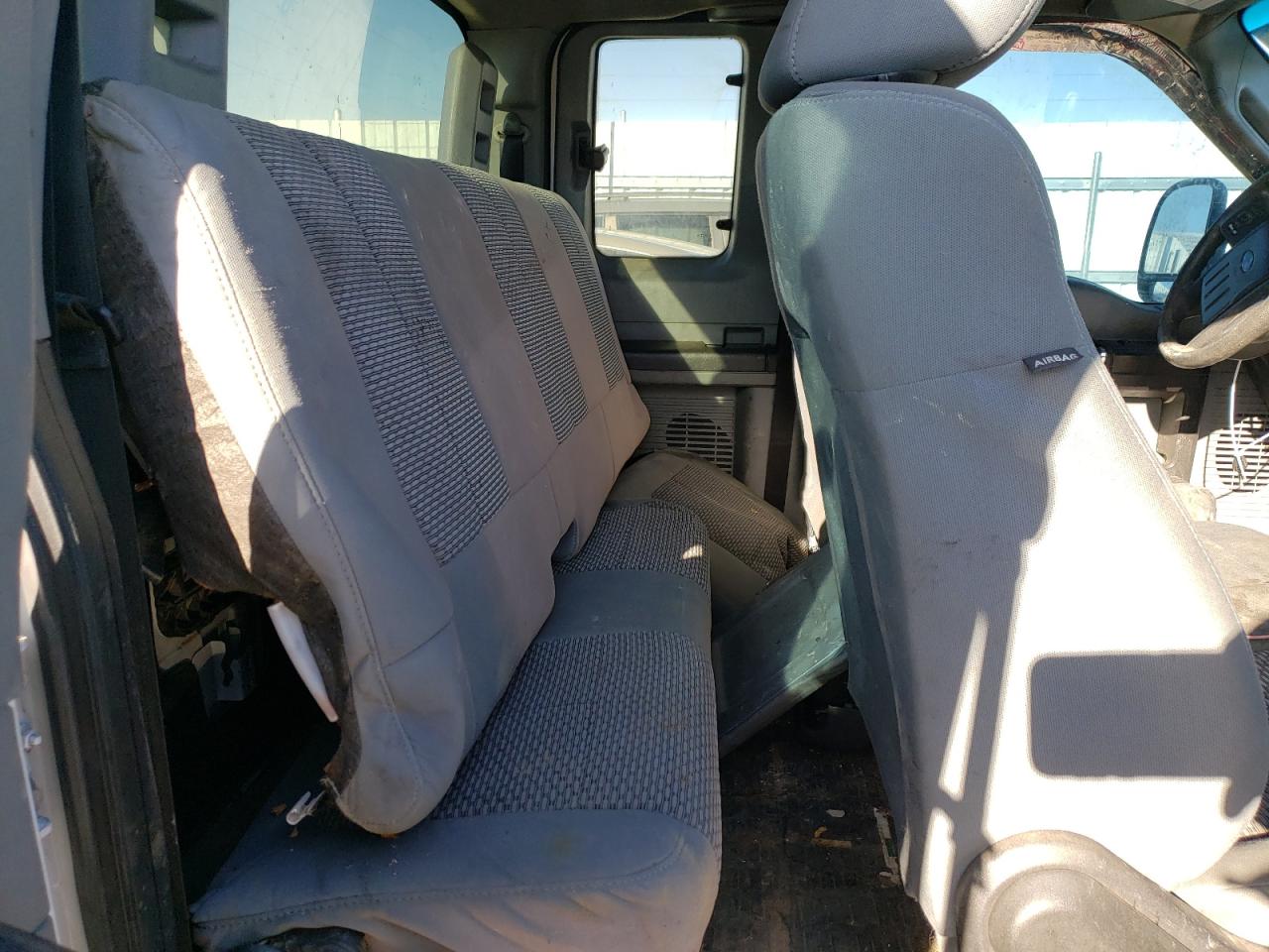 2015 Ford F250 - Image 10