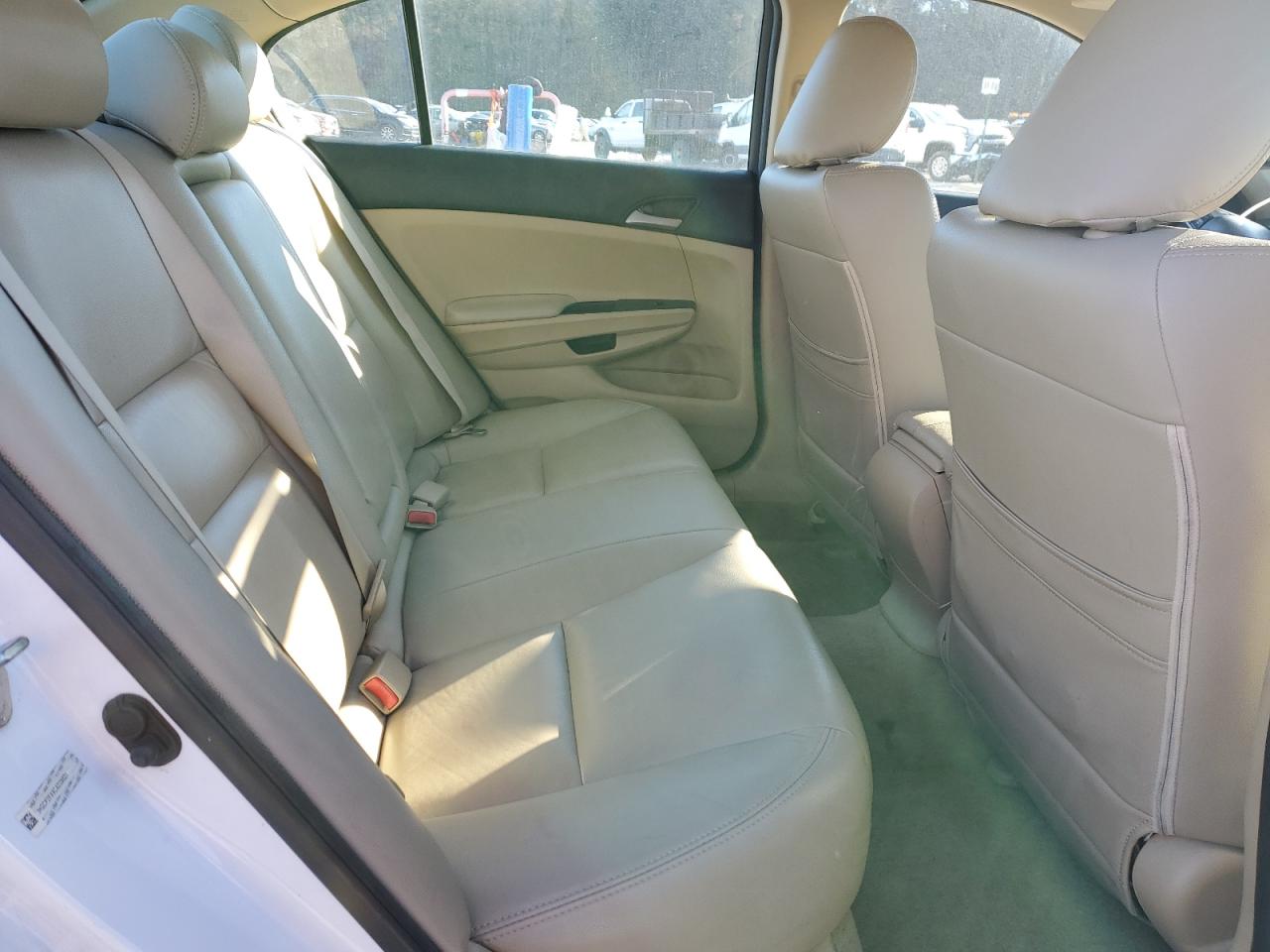 2012 Honda Accord - Image 10