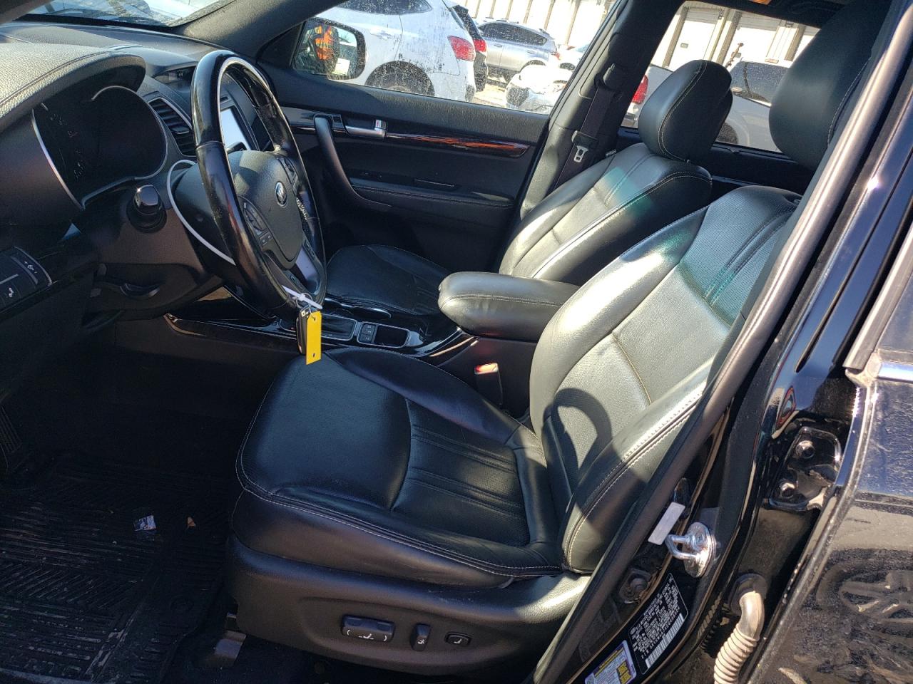 2014 Kia Sorento - Image 7