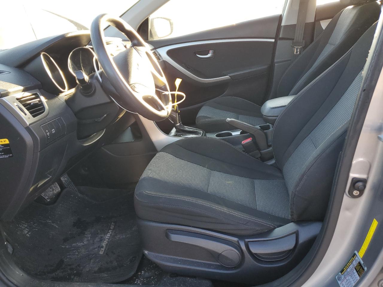 2014 Hyundai Elantra - Image 7