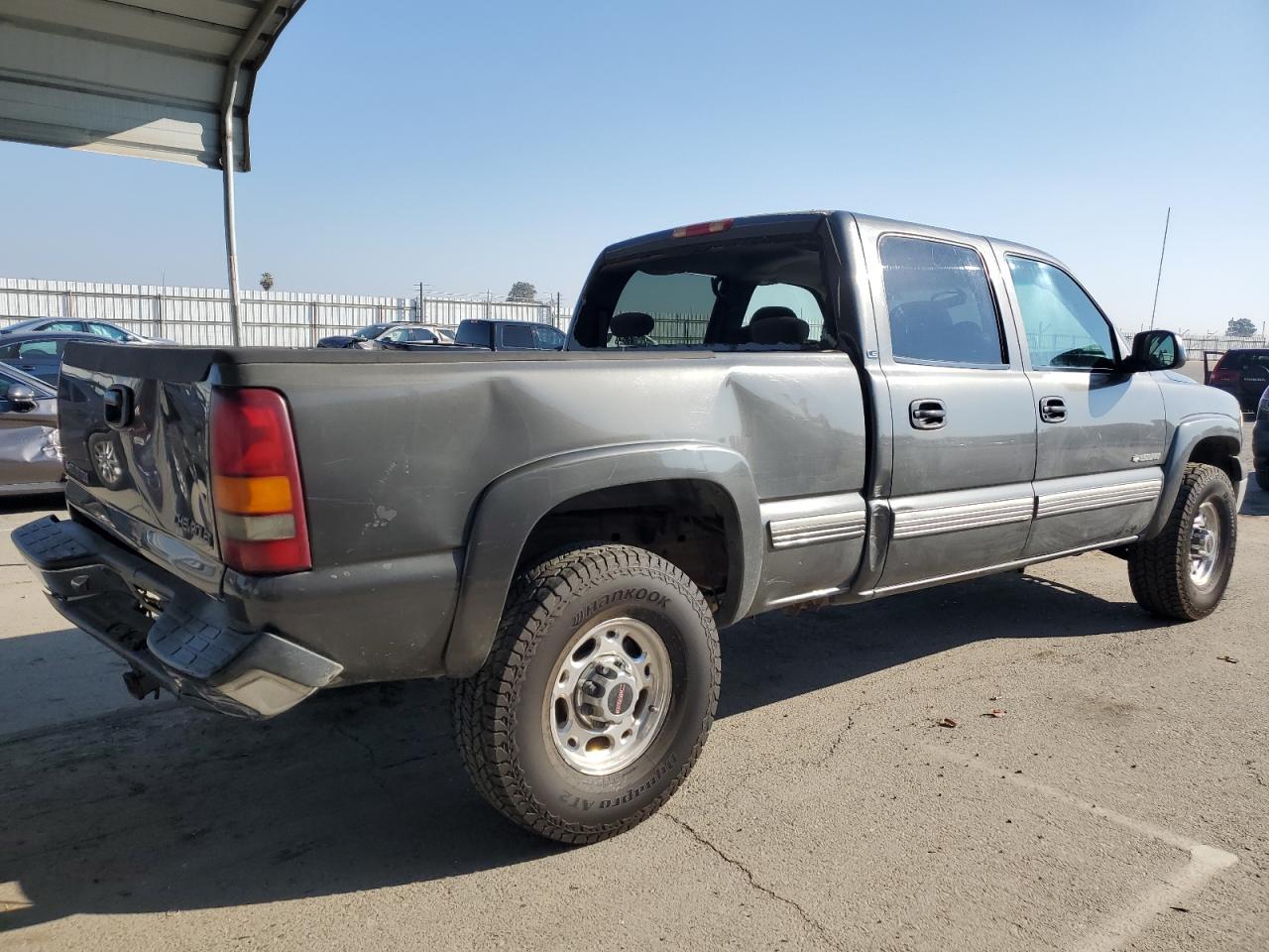 2001 Chevrolet Silverado - Image 3