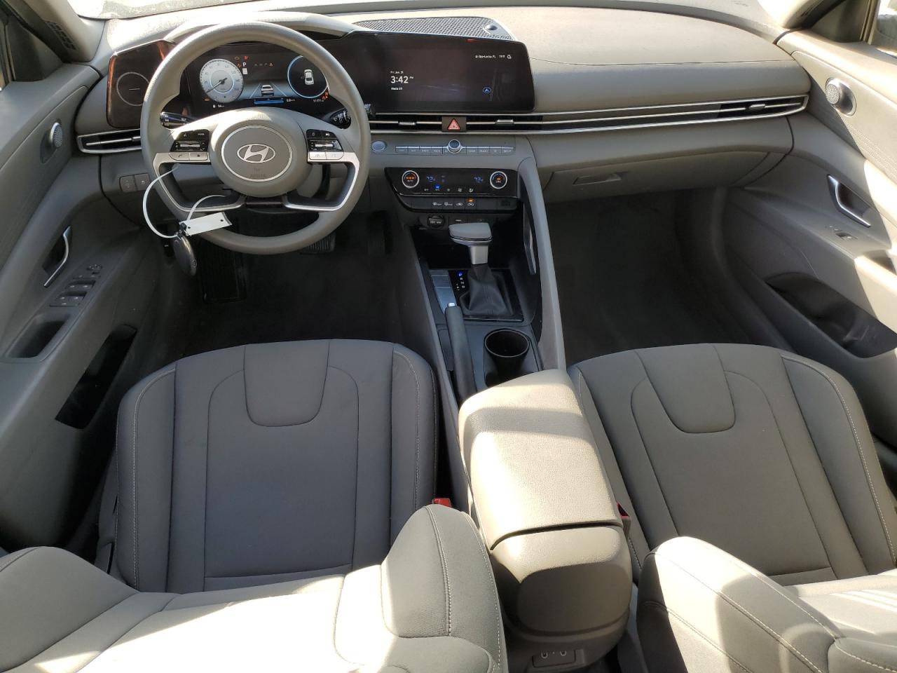 2024 Hyundai Elantra - Image 8