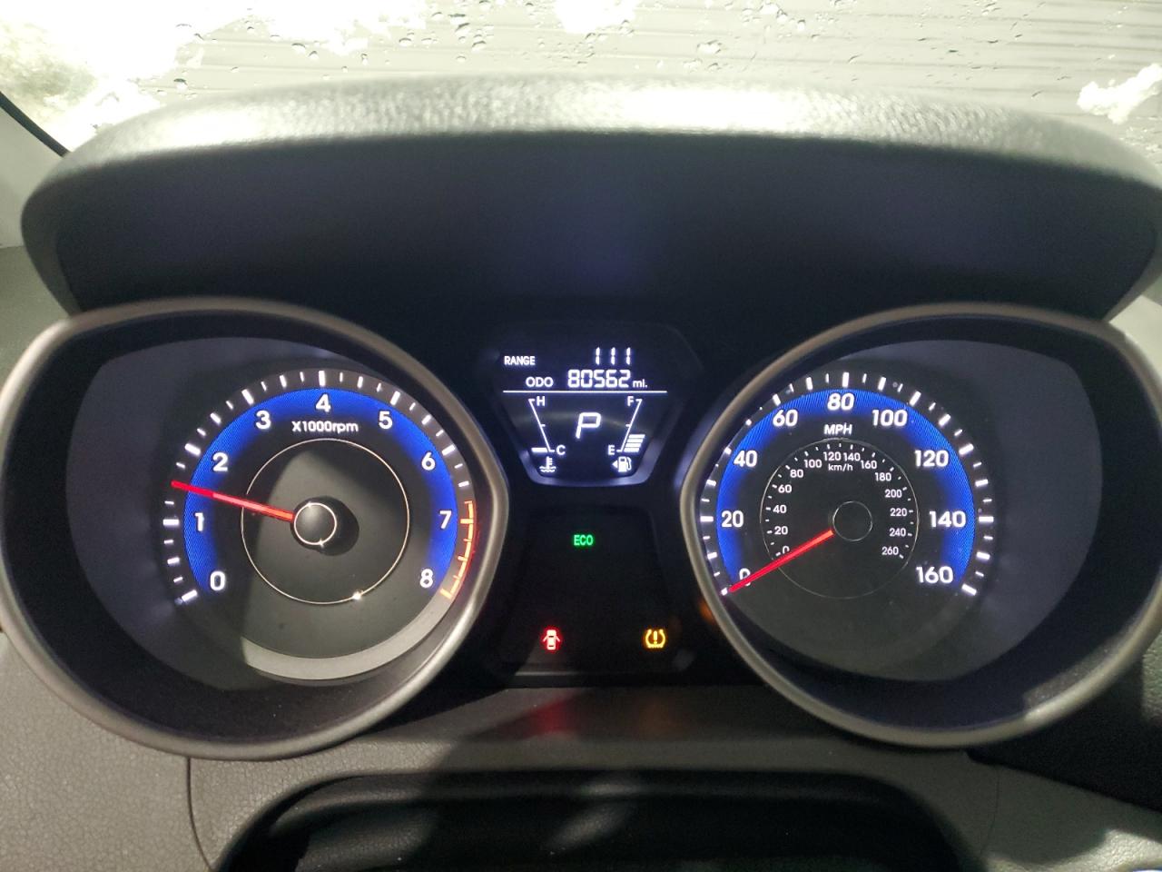2012 Hyundai Elantra - Image 9