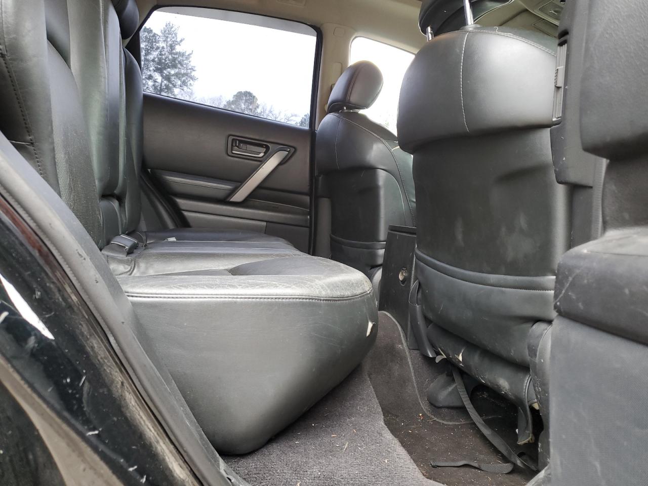 2005 Infiniti FX - Image 12