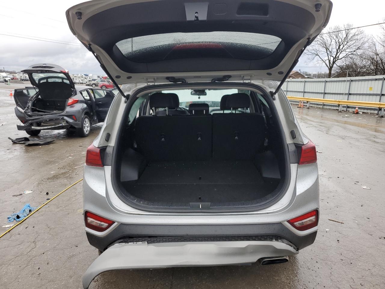 2020 Hyundai Santa Fe - Image 6