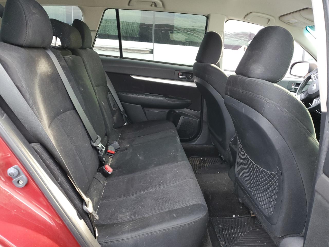 2014 Subaru Outback - Image 11