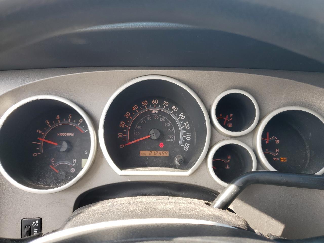 2010 Toyota Tundra - Image 9