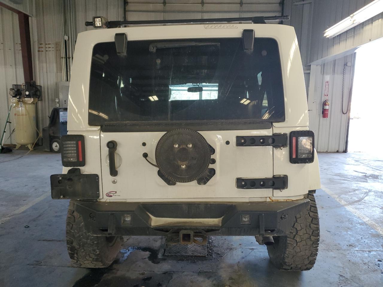 2014 Jeep Wrangler - Image 6