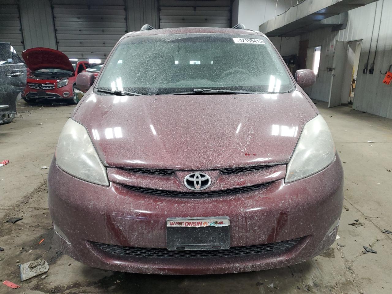 2008 Toyota Sienna - Image 5