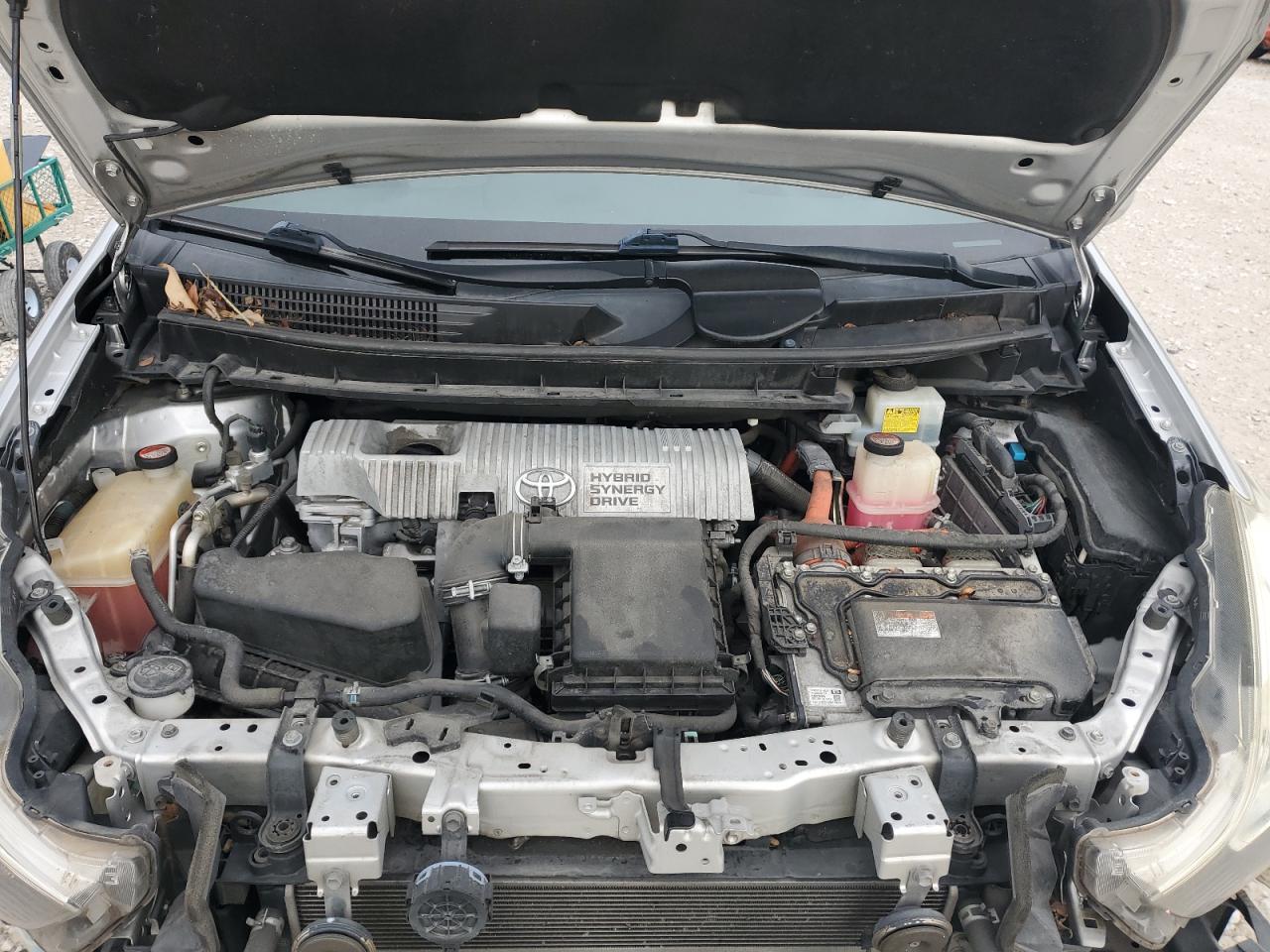 2015 Toyota Prius - Image 11