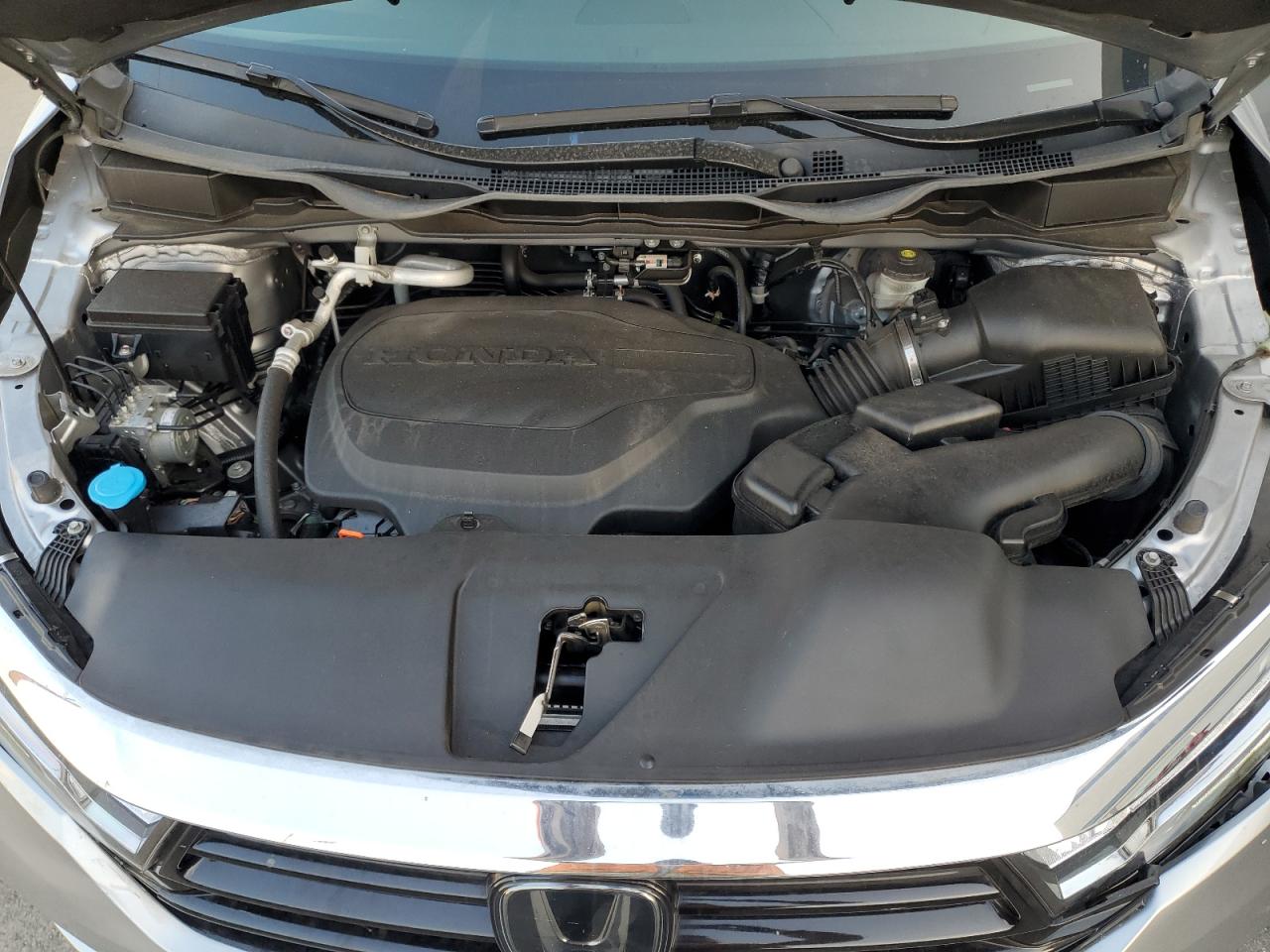 2022 Honda Odyssey - Image 12