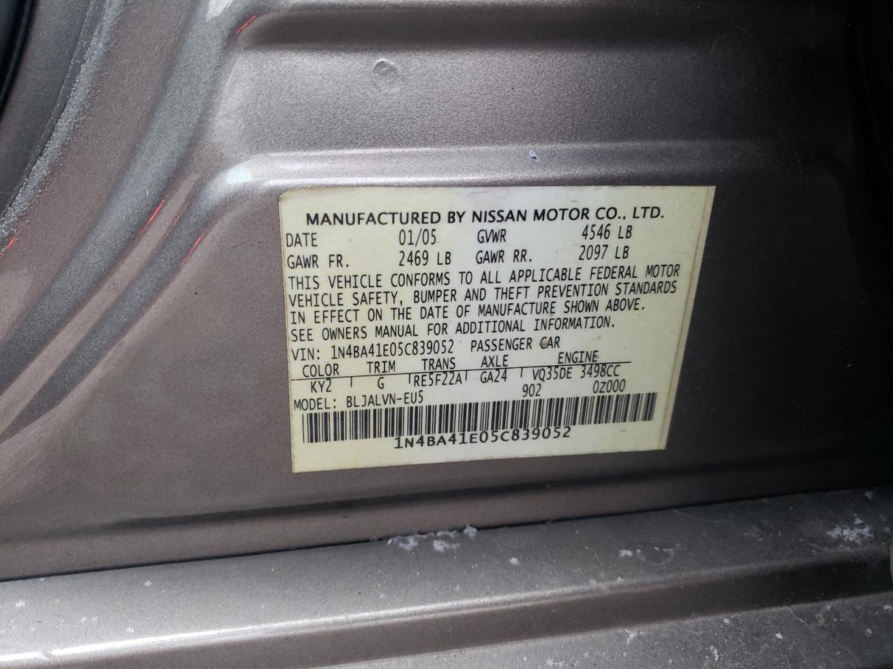2005 Nissan Maxima - Image 12