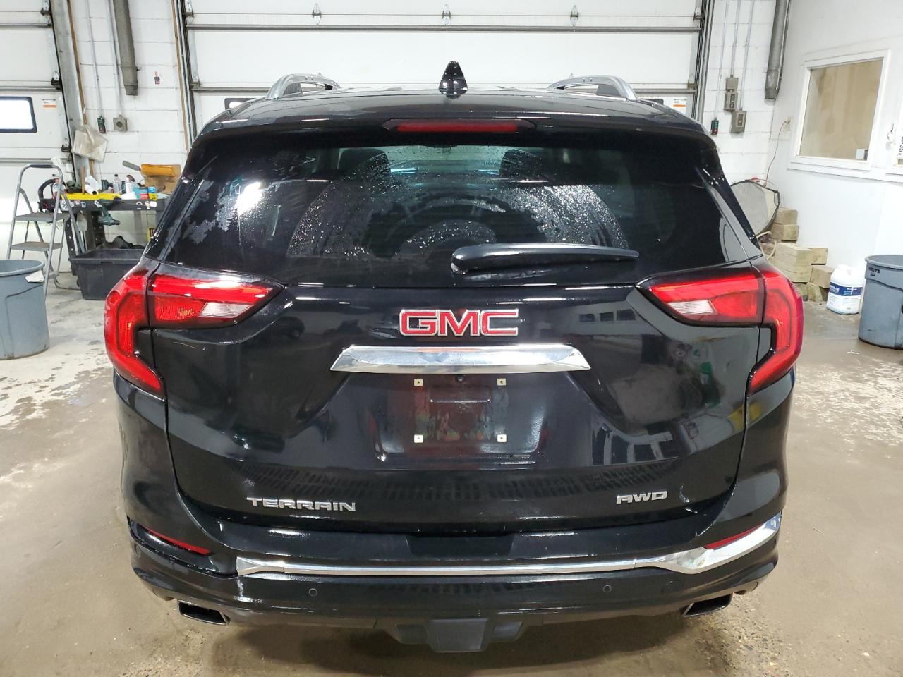 2018 GMC Terrain - Image 6