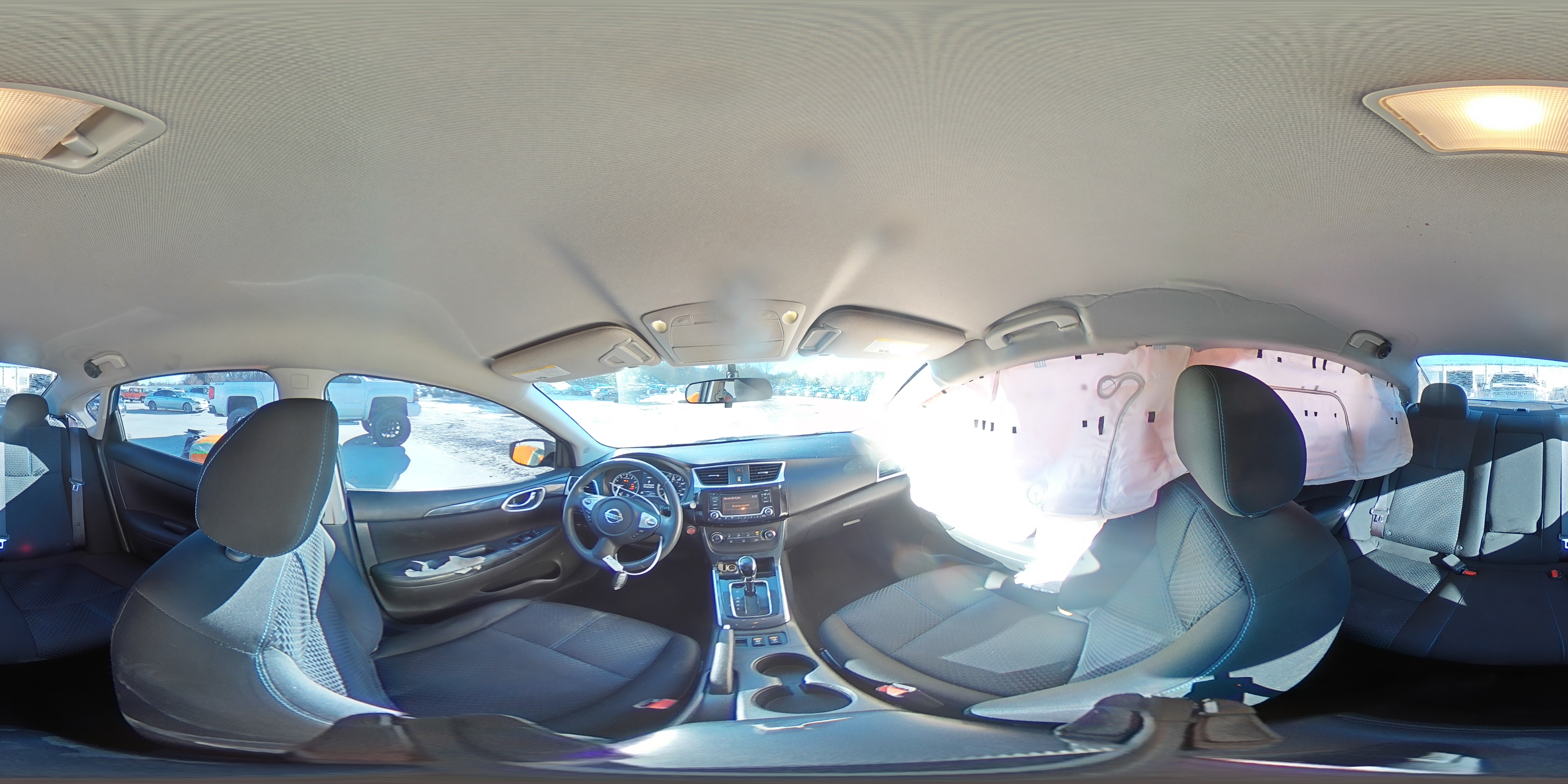 2016 Nissan Sentra - Image 13