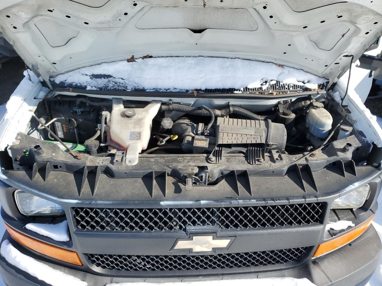 2011 Chevrolet Express - Image 7