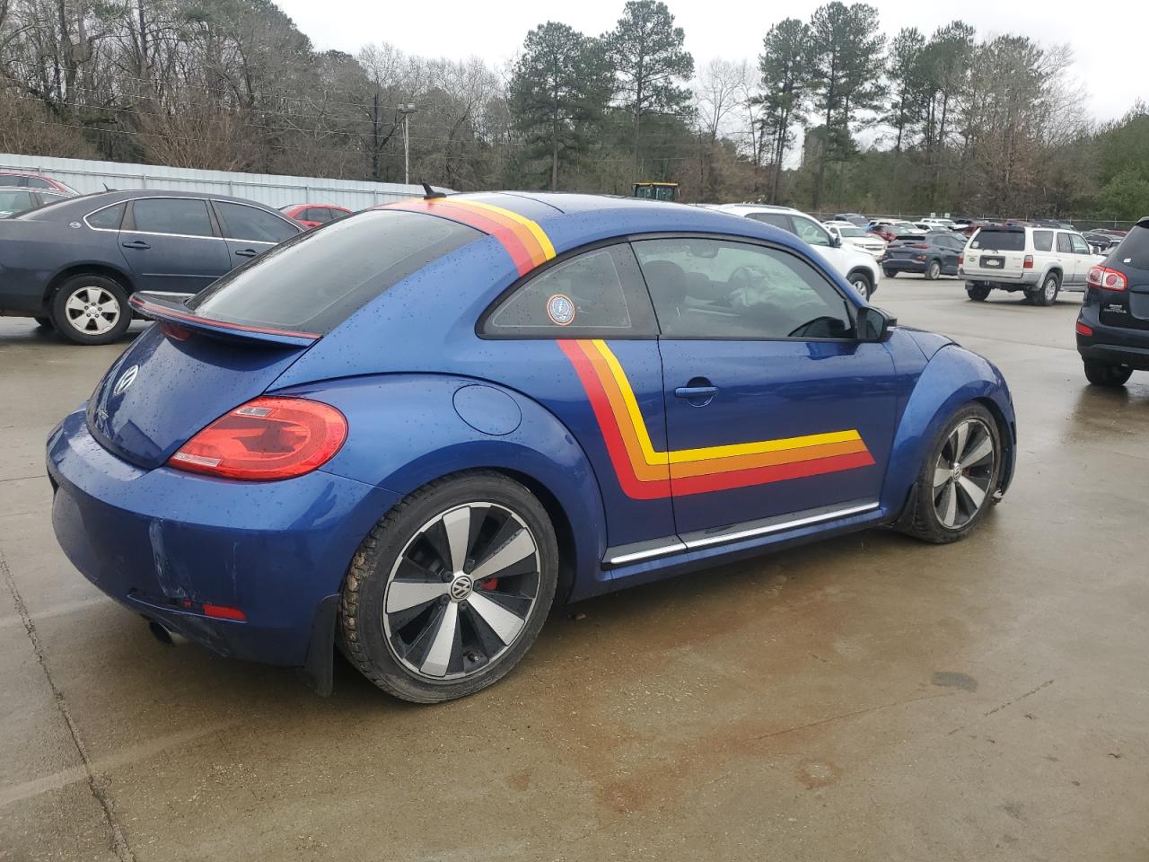 2012 Volkswagen Beetle - Image 3