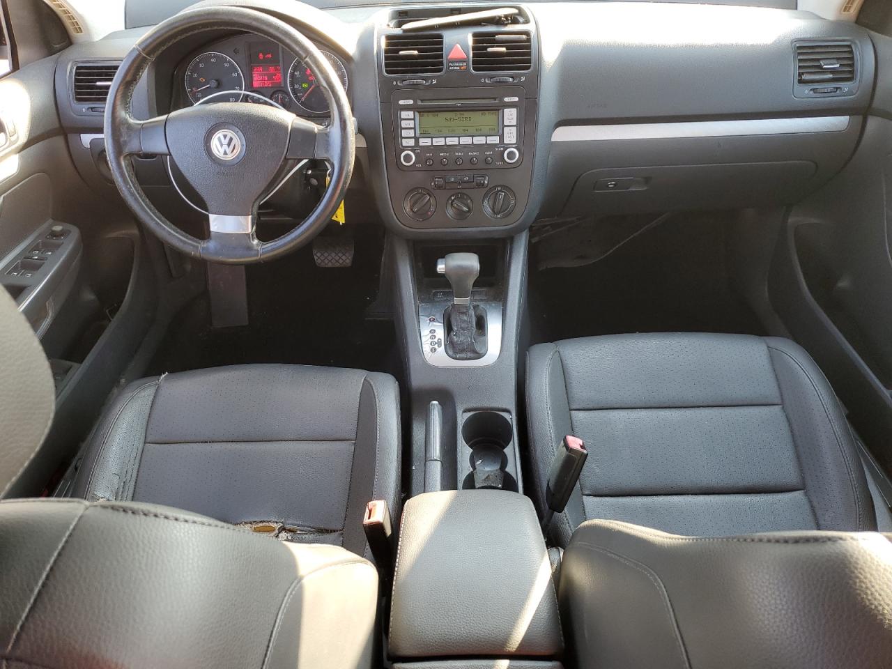 2008 Volkswagen Jetta - Image 8