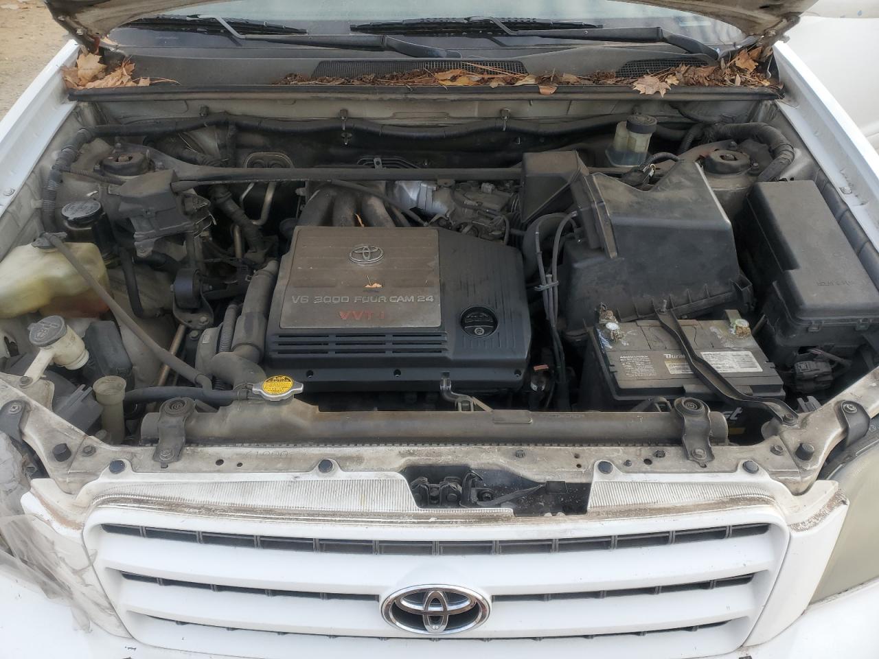 2001 Toyota Highlander - Image 13