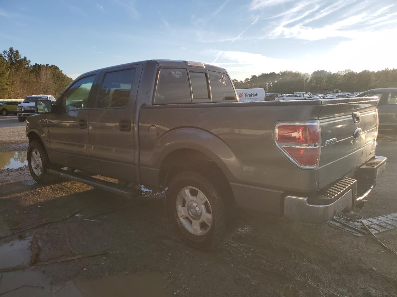 2013 Ford F-150 - Image 2