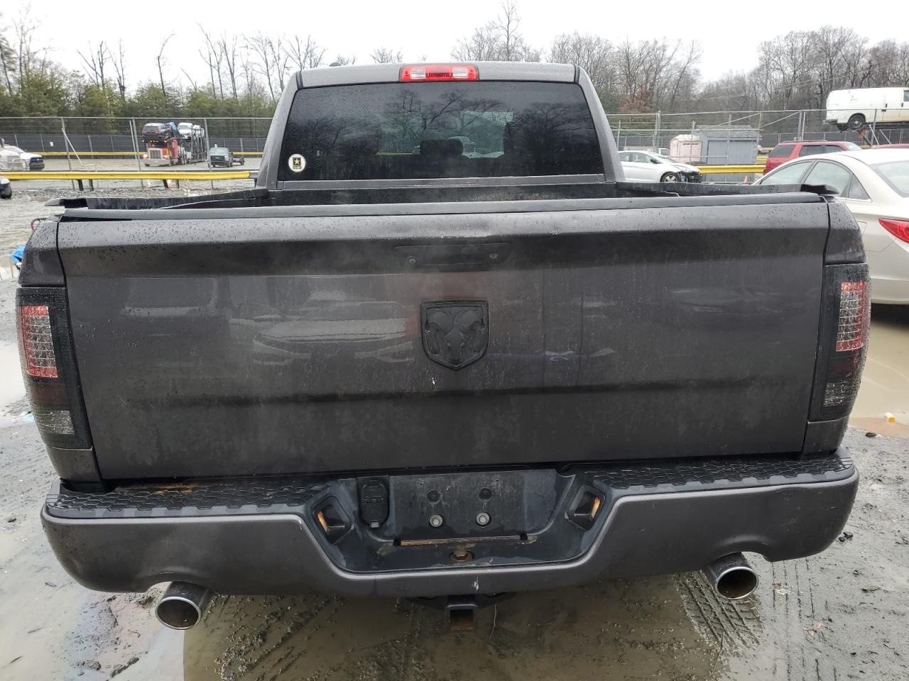 2015 RAM 1500 - Image 6