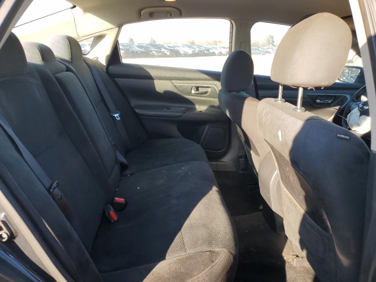 2015 Nissan Altima - Image 10