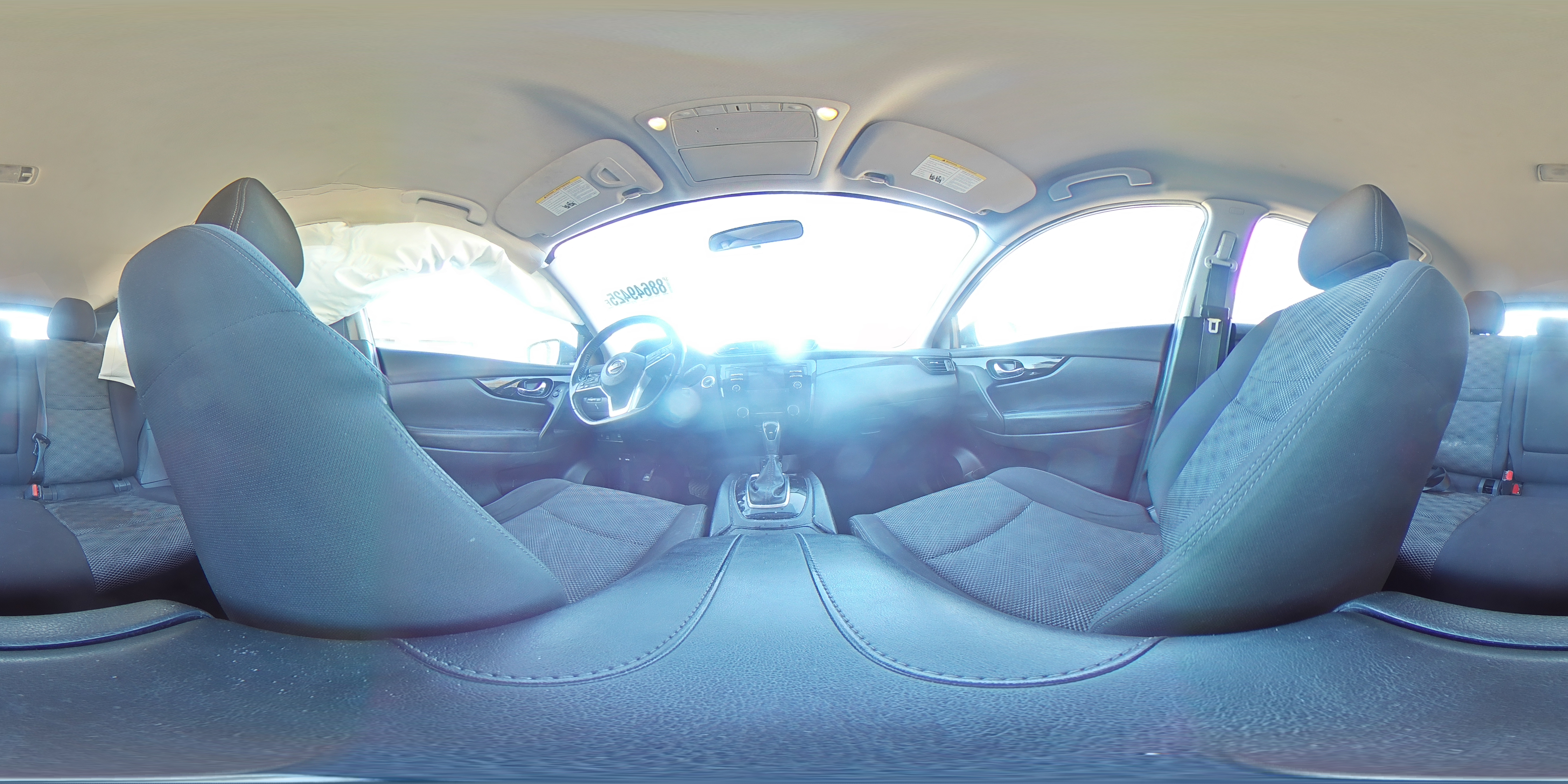 2017 Nissan Rogue - Image 13