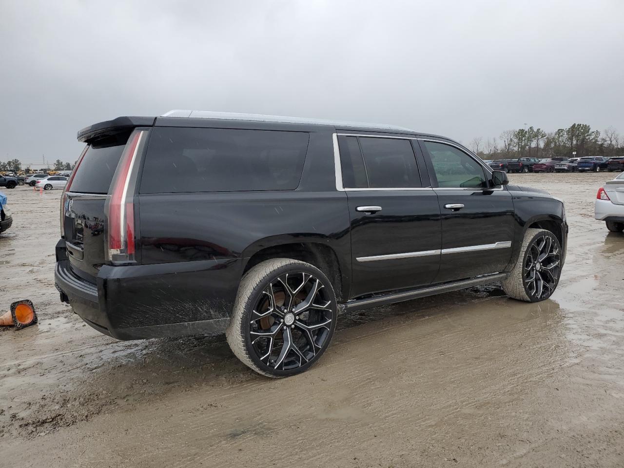 2015 Cadillac Escalade - Image 3