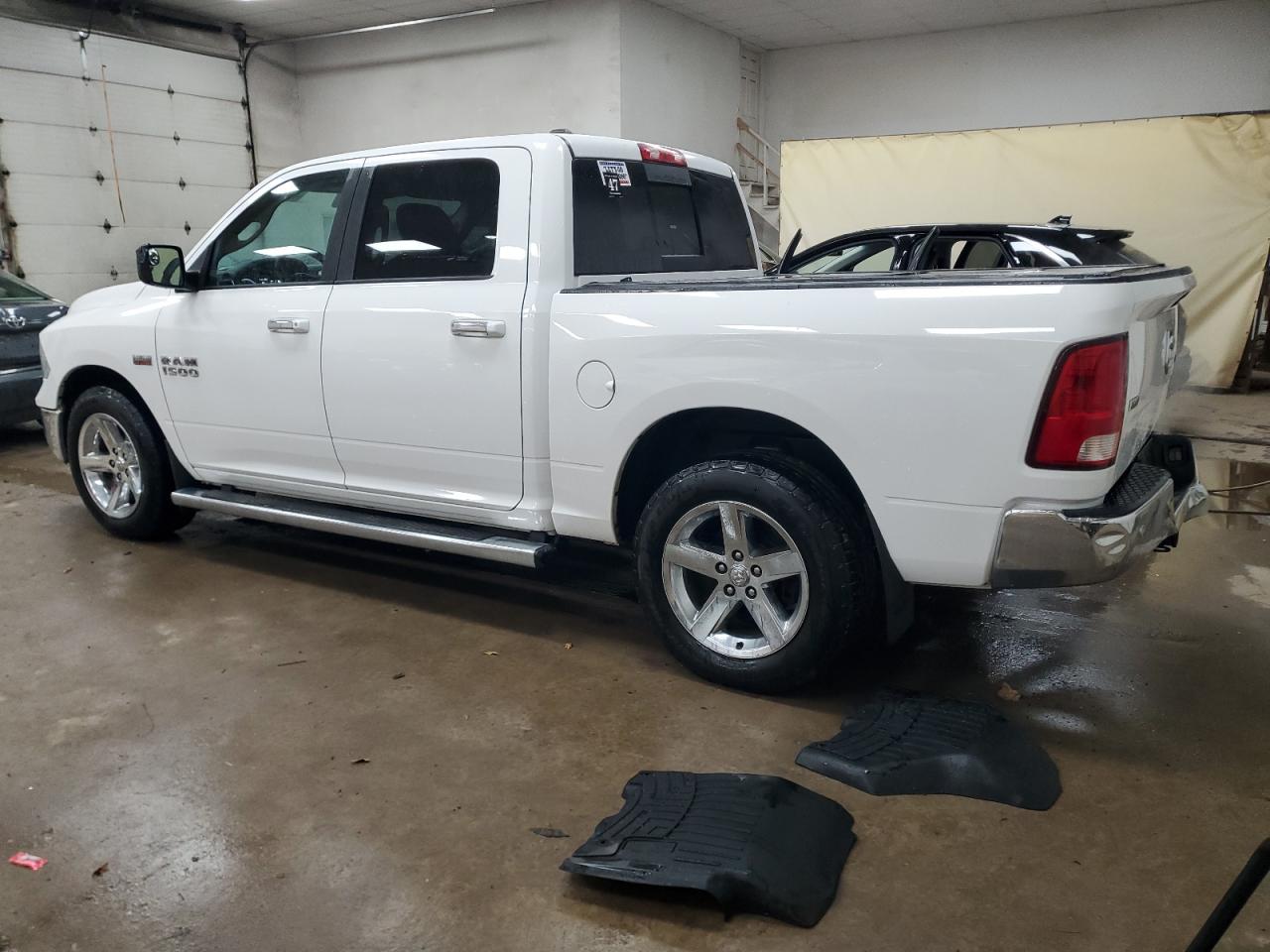 2014 RAM 1500 - Image 2